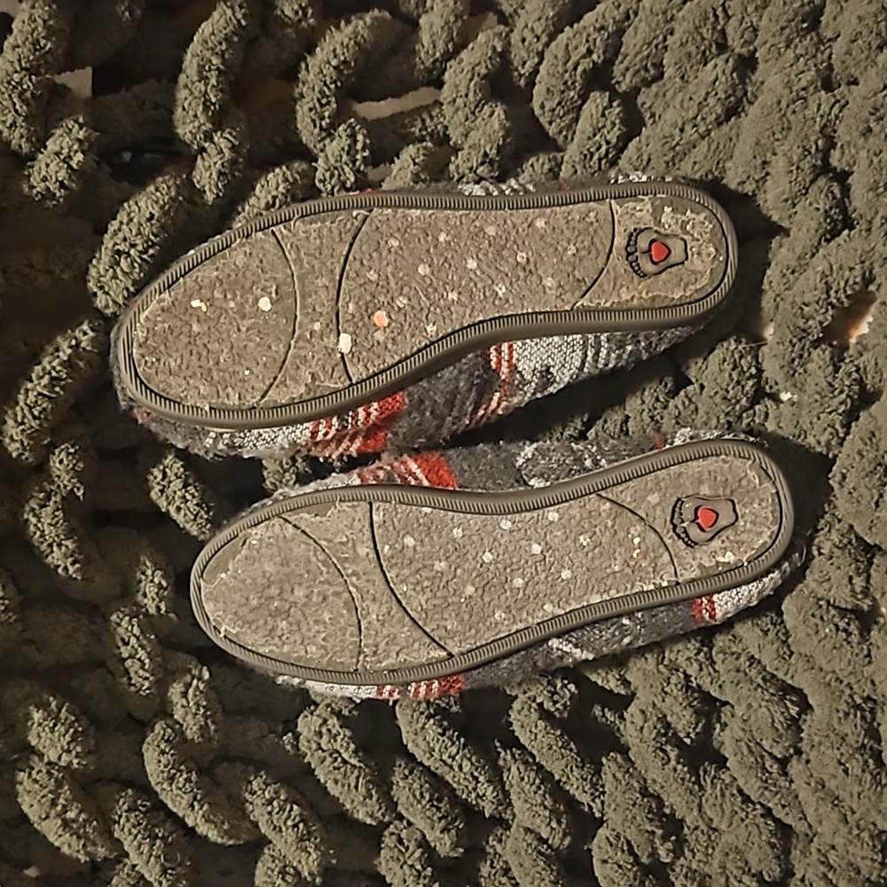 Bobs Aztec flates - Picture 2 of 4